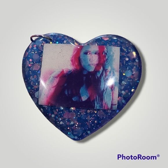 Malia J Blue Glitter Heart Keychain - Picture 8 of 11